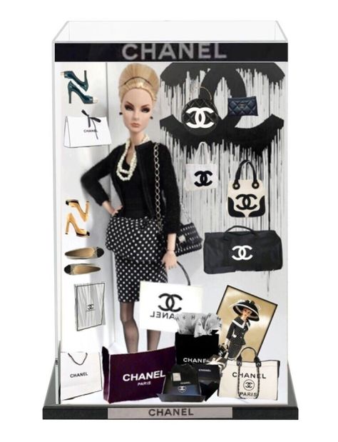 Chanel Barbie Doll, Chanel Barbie, Barbie Paris, Barbie Box, Sewing Barbie Clothes, Curvy Barbie, Doll Clothes Barbie, Living Dolls, Barbie Fashionista