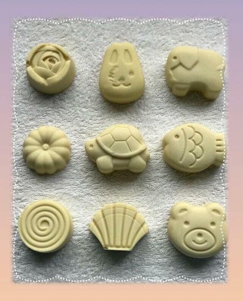 Soap Carving Patterns, Clay Tablet, Soap Sculpture, Wax Candy, Bubble Diy, Chocolate Muffin, Soap Ingredients, Soap Carving, Bullet Journal Cover Ideas