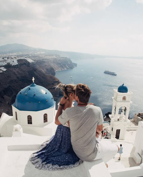 Greece Honeymoon, Santorini Travel, Greece Vacation, Santorini Wedding, Adventure Couple, Photo Couple, Santorini Greece, Greece Travel, Travel Couple