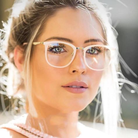 Clear Eyeglass Frames, Square Glasses Frames, Glasses Trends, Womens Glasses Frames, Cat Eye Glasses Frames, Mens Glasses Frames, Eye Glasses Frames, نظارات شمسية, Fashion Eye Glasses