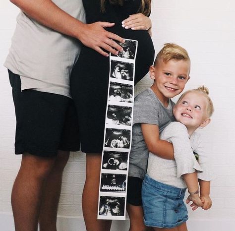 Cute Pregnancy Announcement, Baby Information, Future Mommy, Family Poses, Ohana Means Family, Ideas Family, Shooting Photo, Cute Family, Baby Family