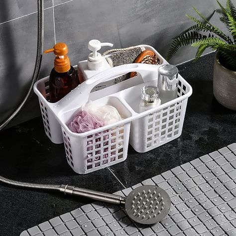 College Dorm Bathroom, Shower Caddy Storage, Dorm Necessities, College Bathroom, Dorm Room Crafts, Cleaning Supply Storage, Dorm Bathroom, Bathroom Caddy, Plastic Shower