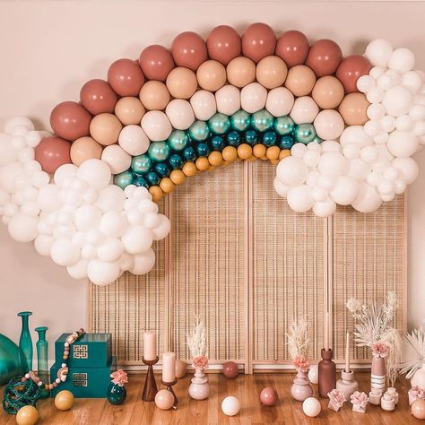 ELEVATE Décor on Instagram: “Here’s the full look of our boho rainbow. It was our first and we ❤️ how it turned out. Thank you for the inspiration @theballoon_cartco! ﻿…” Boho Rainbow Baby Shower Ideas, Balloon Combination, Butterfly Birthday Party Decorations, Baby Shower Girl Diy, Boho Birthday Party, Boys First Birthday Party Ideas, Rainbow Birthday Cake, Butterfly Birthday Party, Baby Shower Deco