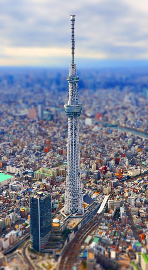 Tokyo Skytree (i.imgur.com) Created by willhaney Tokyo Skytree Aesthetic, Skytree Tokyo, Tilt Shift Photography, Tokyo Photography, Tokyo Skyline, Al Qur'an Photography, Japan Landscape, Japan Architecture, Tokyo Skytree