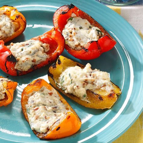 Blue Cheese & Bacon Stuffed Peppers Bacon Stuffed Peppers, Grilled Side Dishes, Bbq Side Dishes, Grilled Peppers, Grilling Sides, Grilled Dinner, Bbq Sides, Side Dishes For Bbq, Summer Grilling