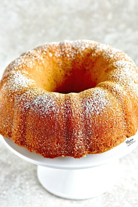 Gluten Free Pound Cake, Whipped Cream Cake, Whipped Cream Cakes, Kentucky Butter Cake, Martha Stewart Recipes, Torte Cupcake, Bundt Cakes Recipes, Pound Cake Recipes, Butter Cake