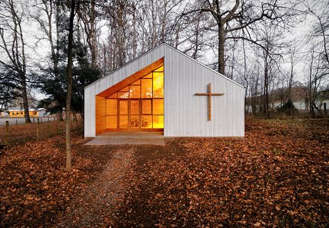 Small chapel in the woods Church Design Architecture, Chapel In The Woods, Small Chapel, Church Building Design, Modern Church, Church Stage, Sacred Architecture, Religious Architecture, Church Architecture