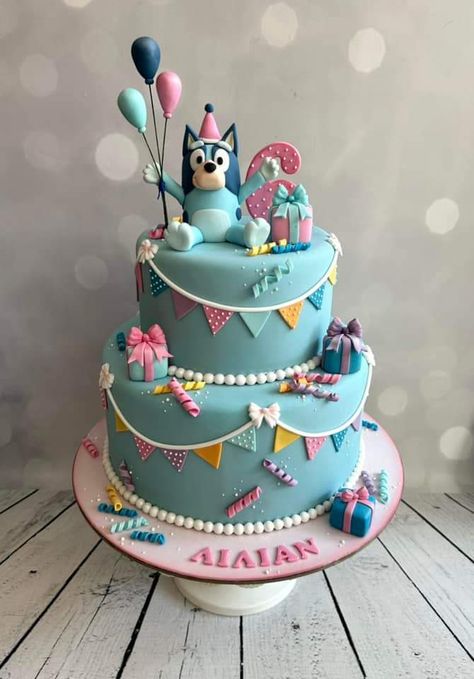 Bluey Cake Ideas For A Girl, Bluey Birthday Cake For Girl, Birthday Cake Animals, Bluey Cake Ideas, Bluey Birthday Cake, Bingo Cake, Birthday Party Planner, Bluey Birthday, 3rd Birthday Cakes