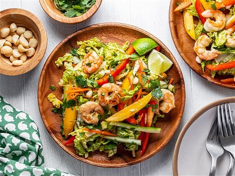 Thai Shrimp Salad Easy Thai Salad, Thai Shrimp Salad, Thai Salad, Thai Shrimp, Diet Results, Shrimp Scallops, Beef Filet, Thai Salads, Shellfish Recipes