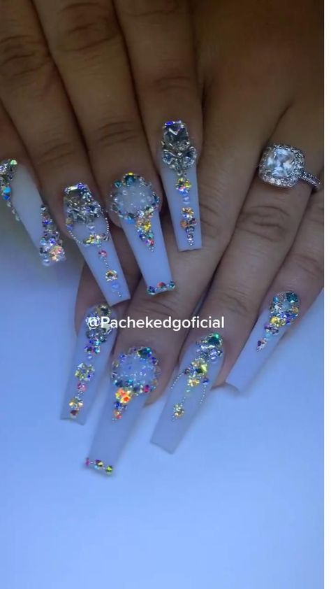 Nails 2021 | Acrylic nails, Bling nails, Stylish nails Nails Design With Rhinestones, Cute Acrylic Nail Designs, Dope Nail Designs, Pretty Nail Art Designs, Nails 2021, Bling Acrylic Nails, Crystal Nails, Coffin Nails Designs, Bling Nails