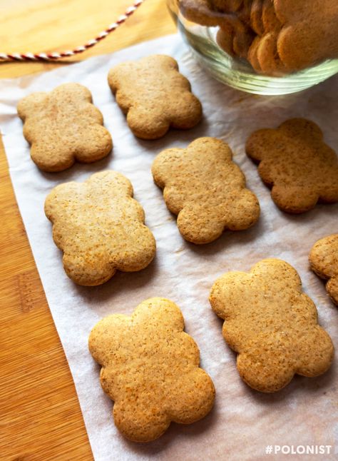 Katarzynki: Polish Gingerbread Cookies Polish Gingerbread Cookies, Polish Biscuits, European Christmas Cookies, Polish Christmas Cookies, Polish Gingerbread, Pumpkin Chip Cookies, Gf Gingerbread, Polish Meals, Chewy Pumpkin Cookies