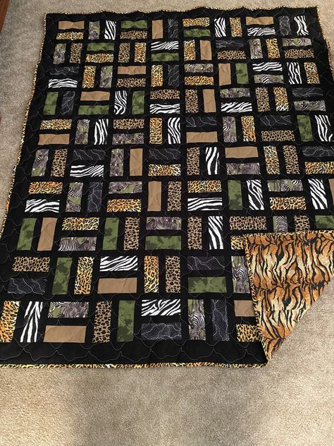 Quilts With Animal Prints, Animal Print Quilt Ideas, African Quilts Ideas, Animal Print Quilt, 16 Patch Quilt, Lap Quilt Patterns, Jean Quilt, African Quilts, African Theme