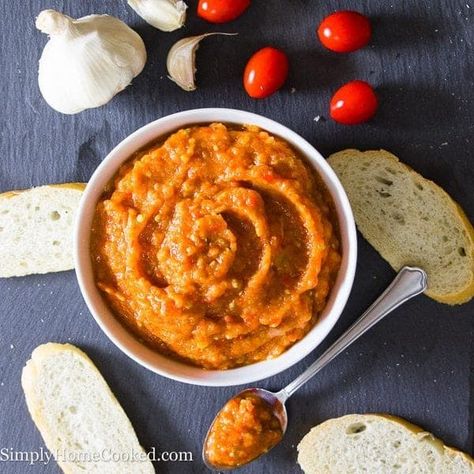 Eggplant Caviar Spread (Ikra) Recipe Eggplant Spread, Eggplant Caviar, Feel Fat, Caviar Recipes, Salad Dressing Recipes Homemade, Simply Home, Sauteed Vegetables, Eggplant Recipes, Creamy Mashed Potatoes