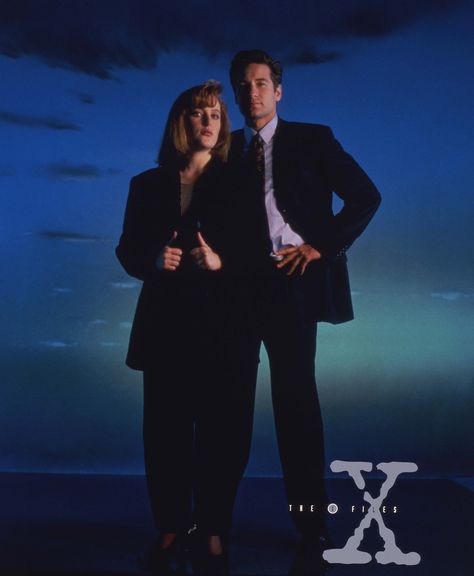 Mulder and Scully Scully And Mulder Fan Art, Mulder And Scully Photoshoot, Sonny Chiba, Spooky Mulder, The X Files Mulder And Scully, Fox Mulder And Dana Scully, Mulder And Scully, Card Collage, David And Gillian