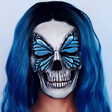 Black Face Paint, Halloween Make-up Looks, Black Halloween Costumes, Butterfly Makeup, Creepy Halloween Makeup, Halloween Makeup Diy, Cool Halloween Makeup, Face Paint Makeup, Pretty Halloween