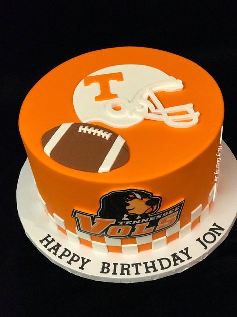 Orange And White Checkerboard, Camo Wedding Cakes, Checkerboard Cake, Dragon Cakes, Shoe Cakes, Simply Orange, Purse Cake, Cake Wrecks, Tennessee Vols