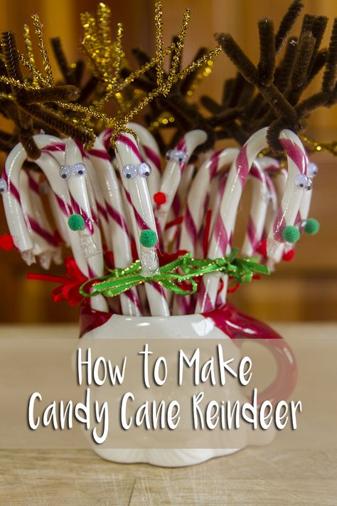 Candy Cane Reindeer How To Make Candy, Christmas Luncheon, Christmas Flower Decorations, Candy Cane Reindeer, Candy Cane Crafts, Christmas Candy Gifts, Canes Decor, Reindeer Craft, Preschool Christmas Crafts