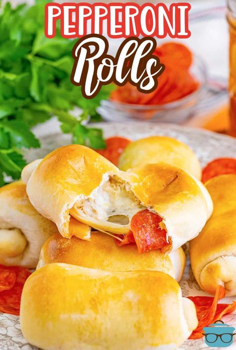 A pile of Pepperoni Rolls. West Virginia Pepperoni Rolls, Easy Pepperoni Rolls, Homemade Pepperoni Rolls, Pepperoni Rolls Recipe, Fast Appetizers Easy, Pepperoni Roll, Pizza Calzones, Homemade Bread Dough, Fast Appetizers