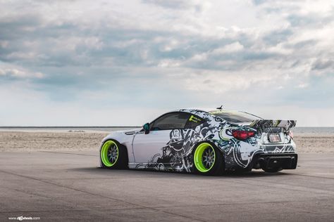 White Subaru BRZ Boasting Amazing Airbrush Paint and Custom Rims with Lime Green Lip Subaru Brz Custom, White Subaru, Scion Cars, Gt 86, Custom Rims, Corsa Wind, Drifting Cars, Street Racing Cars, Car Graphics