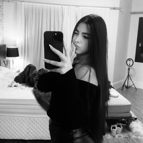 Jhene Aiko, Big Sean, Girl Icons, Night Outfits, Peace And Love, Selfies, Diva, Ootd, Lifestyle