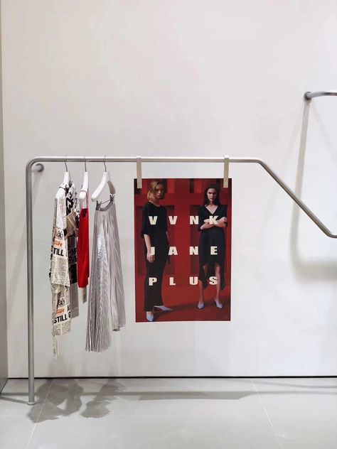 Fashion Installation Display, Garment Display Ideas, Second Hand Shop Ideas, Pop Up Shop Aesthetic, Clothing Pop Up, Fashion Pop Up, Pop Up Store Poster, Fashion Exhibition Display, Pop Up Booth Display Ideas