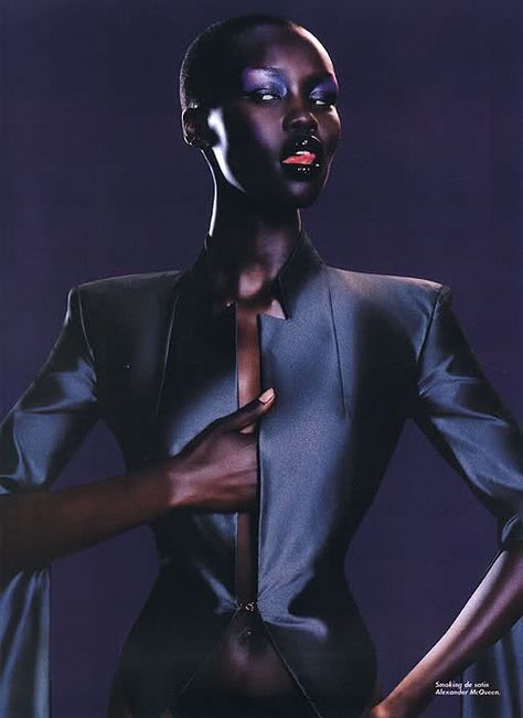 Alek Wek . . . structured dark blue silk Alek Wek, African Models, Grace Jones, African Beauty, Fashion Images, Dark Beauty, 인물 사진, African Women, Black Is Beautiful