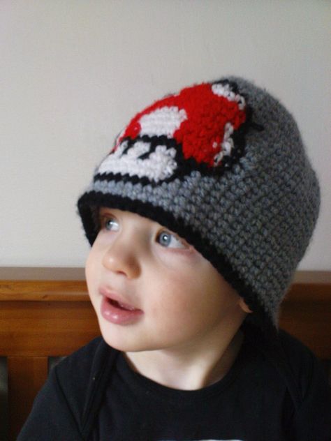 Cosy Crocheted Hat For Mario Geeks Mario Crochet, Make A Character, Crocheted Hat, Where I Live, Head Bands, Crochet Beanie, Super Mario, My Husband, Free Pattern