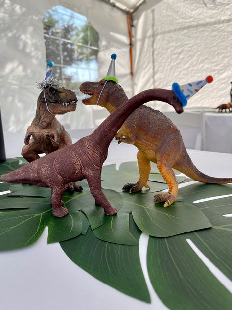 Dinosaurs Birthday Party, Dino Safari Birthday Party, Outdoor Dinosaur Party, Six A Saurus, Dinosaur Bday Party Ideas, Mosasaurus Birthday Party, Dinosaur Birthday Centerpiece, Jurassic Park 2nd Birthday Party, Dinosaur Birthday Party Two Year Old