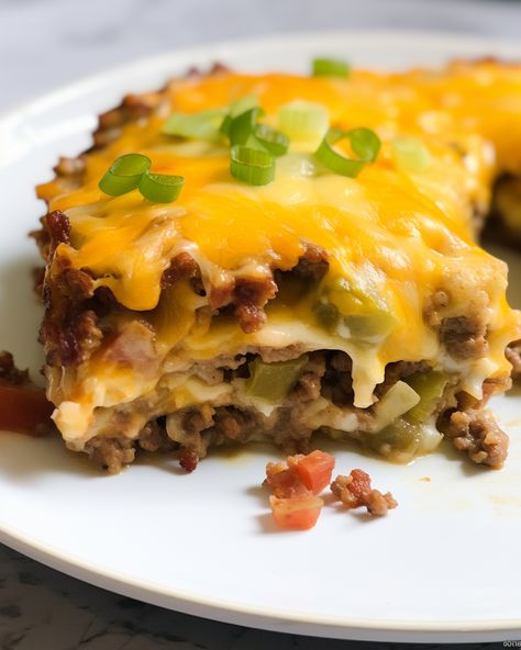 Low Carb Bacon Cheeseburger Casserole, Low Carb Cheeseburger Casserole, Bacon Cheeseburger Casserole, Hamburger Dishes, Bacon On The Grill, Cheeseburger Casserole, Ground Beef Casserole, Bacon Cheeseburger, Dinner Entrees