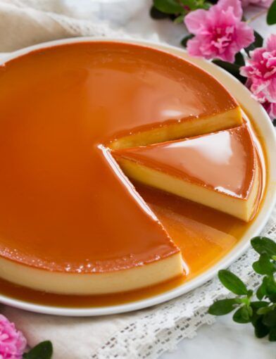 Traditional Flan Recipe, Best Flan Recipe, Caramel Recipe Easy, Flan Cake, Panna Cotta Recipe, Chilled Desserts, Flan Recipe, Caramel Recipes, Cooking Classy