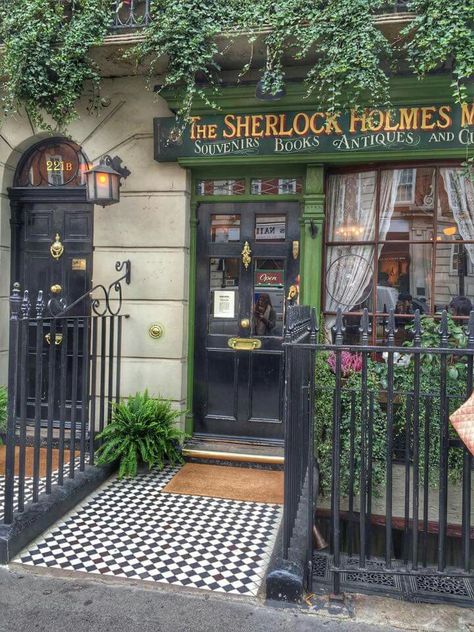 The Sherlock Holmes Museum, Sherlock Holmes Museum, Study Abroad England, London Dreams, London Baby, Visit London, London Life, European Summer, England Travel