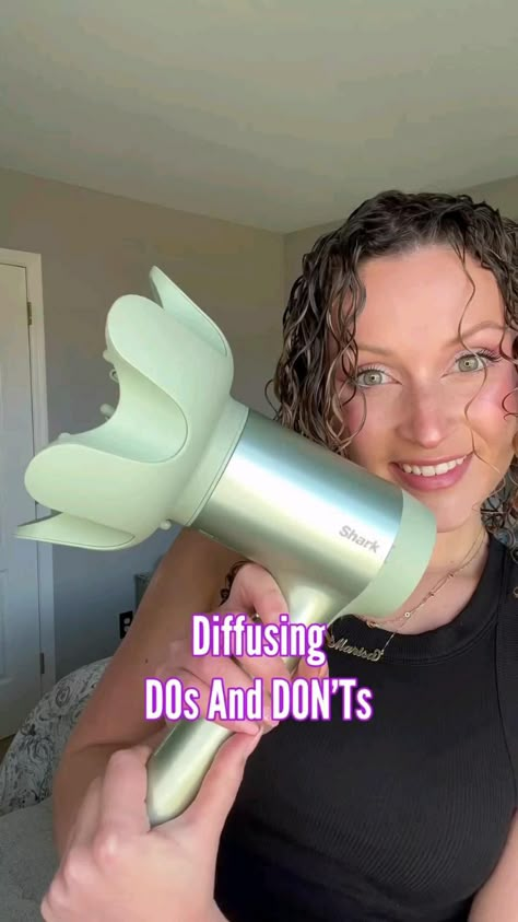 Reposted @ringlet.riss 🩶 Sharing a few fantastic tips on how to diffuse your curls for bomb results🤍

✨Diffusing DOs & DONTs✨
 • 🌙Diffusing takes A LOT of practice so don’t be hard on yourself if your results don’t come out the way you wanted them too! PRACTICE MAKES PERFECT! Never give up☺️🫶🏻 Here are a few key tips to note when you’re diffusing💕

✨Dos and Donts✨
 • 🌙DON’T diffuse on high heat when starting. DO diffuse in low/med heat until your hair is about 80% dry then you can go to high. This helps prevent frizz!
 • 🌙DON’T touch the hair until the cast is made. DO Hover diffuse until the cast starts to get made (3-5 minutes). Now you can GENTLY touch your hair.
 • 🌙DON’T diffuse standing straight up. This will weigh your hair down. DO diffuse from side to side and upside d Diffuse Hair How To, Diffusing Straight Hair, How To Use A Diffuser On Straight Hair, How To Defuse Curly Hair Properly, How To Use A Hair Diffuser, How To Diffuse Curly Hair Without Frizz, Diffuser On Straight Hair, How To Diffuse Hair Without A Diffuser, How To Diffuse Wavy Hair