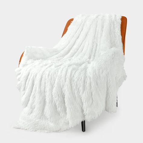 This soft and cozy blanket is made of high grade faux fur, silky smooth to touch, fuzzy throw blanket is super soft, durable, warm and lightweight. Double-side design offers you different senses of softness, you will feel additional warmth and comfort in bed Fuzzy Throw Blanket, White Throw Blanket, Fuzzy Blanket, Cute Dorm Rooms, Faux Fur Throw Blanket, Faux Fur Blanket, Fluffy Blankets, Fur Throw Blanket, Blanket For Couch