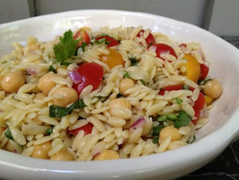 OMG, this is ri-DONK-ulous. Giada Pasta Salad, Giada Pasta, Giada De Laurentiis Recipes, Orzo Salad Recipes, Giada Recipes, Orzo Pasta Salad, Orzo Recipes, Orzo Salad, Giada De Laurentiis