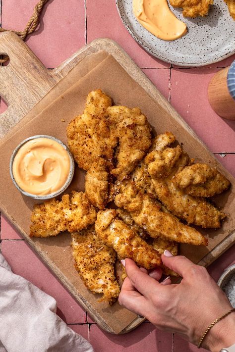 Easy Gluten Free Chicken Tenders Chicken Tenderloin Recipes Gluten Free, Gluten Free Fried Chicken Tenders, Gluten Free Chicken Strips, Gluten Free Chicken Fingers, Gluten Free Chicken Tenders, Gluten Free Fried Chicken, Homemade Chicken Tenders, Gluten Free Panko, Gluten Free Chicken Recipes