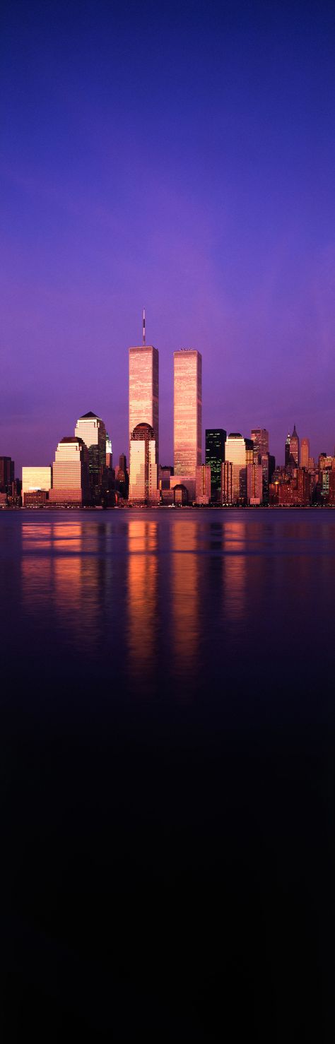 Twin Towers Wallpaper, Hitoshi Nagai, 90s Nyc, Nyc Wallpaper, World Trade Center Attack, Dream Hotel, World Trade Center Nyc, Places In Usa, Dream Hotels