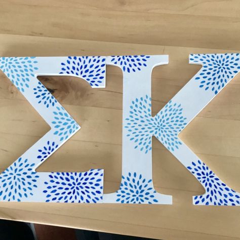 Sigma Kappa Letters Painted, Alpha Phi Letters Painted, Sorority Letter Painting Ideas, Sorority Decorations Room, Painting Sorority Letters, Delta Zeta Letters Painted, Kappa Delta Letters Painted, Cute Letter Painting Ideas, Greek Letter Painting Ideas