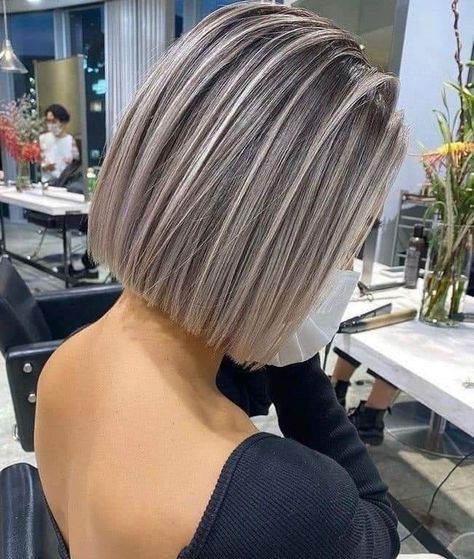 Silver Pixie, Hair Dye Shades, Grey Hair Transformation, Silver Blonde Hair, Hair Color Caramel, Brown Hair With Blonde Highlights, Blending Gray Hair, Ash Blonde Hair, Gray Hair Highlights