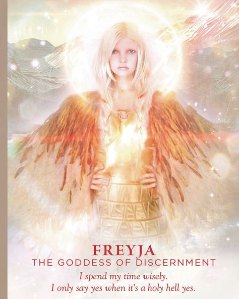 Goddess Oracle Cards, Oracle Messages, Angel Light, Angel Tarot Cards, Angel Signs, Angel Oracle Cards, Angel Cards Reading, Divine Feminine Spirituality, Angel Guidance