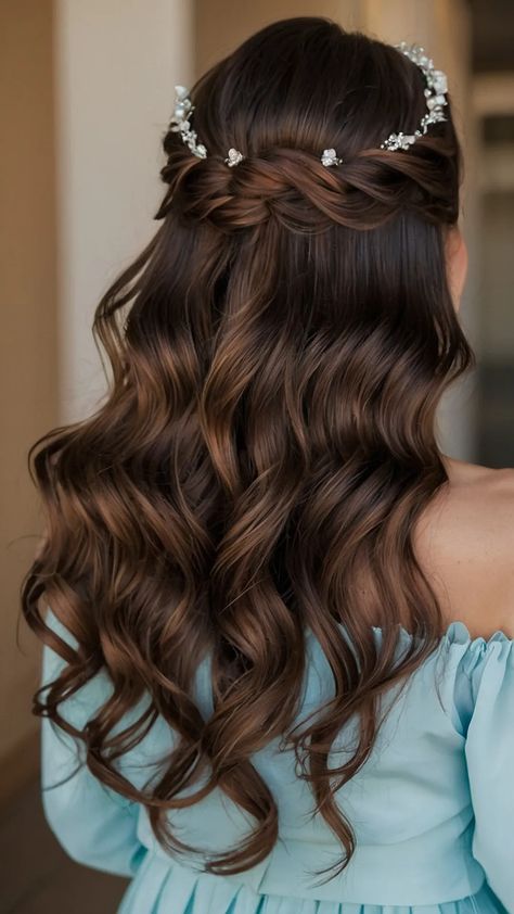 Your Ultimate Guide to Gala Hairstyles: 11 Ideas for Every Length - Inspire Inlet Gala Hairstyle, Gala Hairstyles, Medium Length Waves, Short Locks, Classy Hair, Pageant Hair, Beautiful Hairstyle, Simple Hairstyles, Red Carpet Look