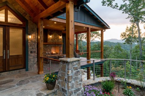 Waynesville Mountain Modern Craftsman | ACM Design Architecture & Interiors Modern Craftsman House Plans, Modern Craftsman House, Craftsman Bungalow House Plans, Mountain Craftsman, Mountain Home Exterior, Craftsman Farmhouse, Southern Living House Plans, Craftsman Exterior, Modern Mountain Home