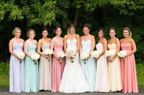 To tie into the wedding's "earthy rainbow" theme, Brooke's bridesmaids donned long, strapless, chiffon dresses in a spectrum of pastel hues that created a rainbow effect when they stood side by side. Different Color Wedding Dresses, Pastel Wedding Theme, Pastel Bridesmaids, Pastel Color Dress, Pastel Bridesmaid Dresses, Pakistani Wedding Dress, Pink Wedding Dress, 파티 드레스, Rainbow Wedding