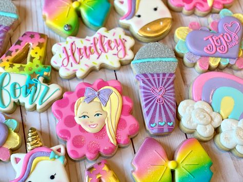 JoJo Siwa Royal icing birthday cookies Jojo Siwa Cupcakes, Jojo Siwa Cake Ideas, Jojo Siwa Cookies, Jojo Siwa Birthday Party Ideas Cakes, Jojo Cookies, Jo Jo Siwa Party Ideas, Jo Jo Siwa Cake, Royal Icing Birthday Cookies, Jojo Siwa Birthday Party Ideas