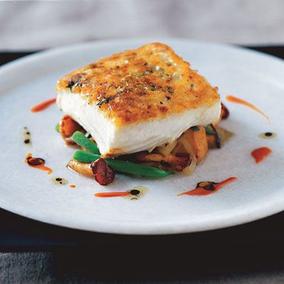 Potato Crusted Halibut. Crusted Halibut, Crusted Fish, Metabolic Diet Recipes, Halibut Recipes, Cooking Fish, Instant Mashed Potatoes, Potato Flakes, Fast Metabolism Diet, Tv Food