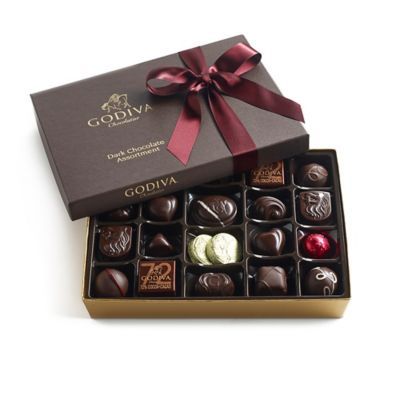 Dark Chocolate Gift, Raspberry Ganache, Godiva Chocolatier, Burgundy Ribbon, Chocolate Ganache Filling, Box Wine, Dark Chocolate Truffles, Mousse Dessert, Chocolate World