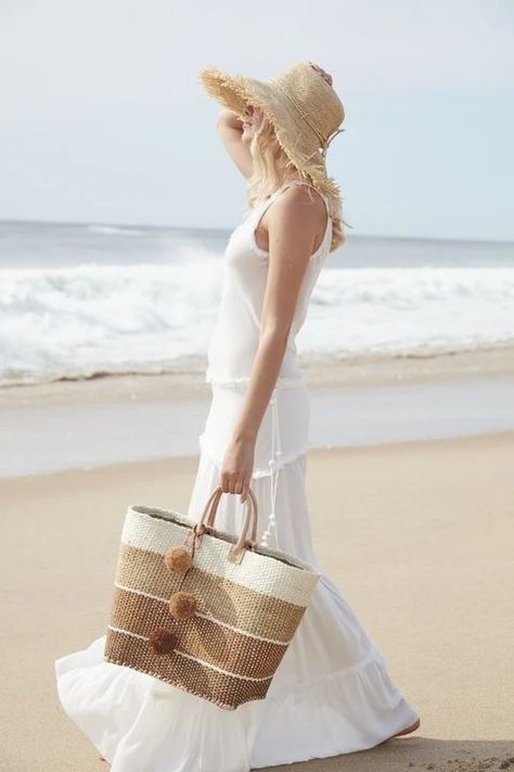 Summer Brown, Summer Straw Hat, Desert Fashion, Outfit Styling, Cottage By The Sea, What A Girl Wants, Elegant Hats, Cruise Wear, Beach Essentials