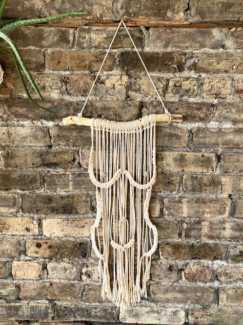 Macrame Mountains, Macrame Wall Hanging Ideas, Macrame Inspiration, Macrame Wall Hanging Tutorial, Makramee Diy, Macrame Wall Hanging Patterns, Craft Day, Macrame Patterns Tutorials, Macrame Wall Art