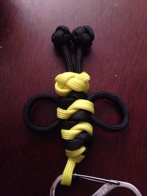 My Paracord Bumble Bee Paracord Bee How To Make, Knots Jewelry, Paracord Projects Diy, Paracord Armband, Paracord Bracelet Tutorial, Paracord Ideas, Paracord Diy, Paracord Tutorial, Paracord Knots