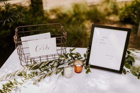 Card Box And Guest Book Table, Card And Gift Table Wedding Boho, Wedding Welcome Tables, Guest Book And Card Table, Boho Gift Table, Wedding Card Table Ideas, Guestbook Table Decor, Welcome Table Wedding Entrance, Wedding Registration Table