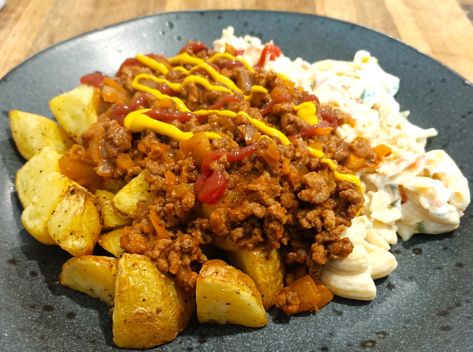 Trash Plate Recipe, Garbage Can Nachos, Vegan Garbage Plate, Rochester Garbage Plate, Garbage Plate, Creamy Macaroni Salad, Coleslaw Salad, Late Night Food, Paprika Potatoes